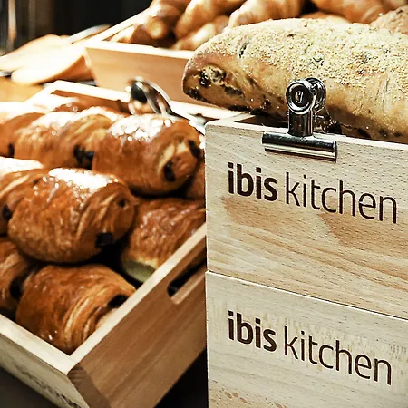 Ibis Hotel Bragance